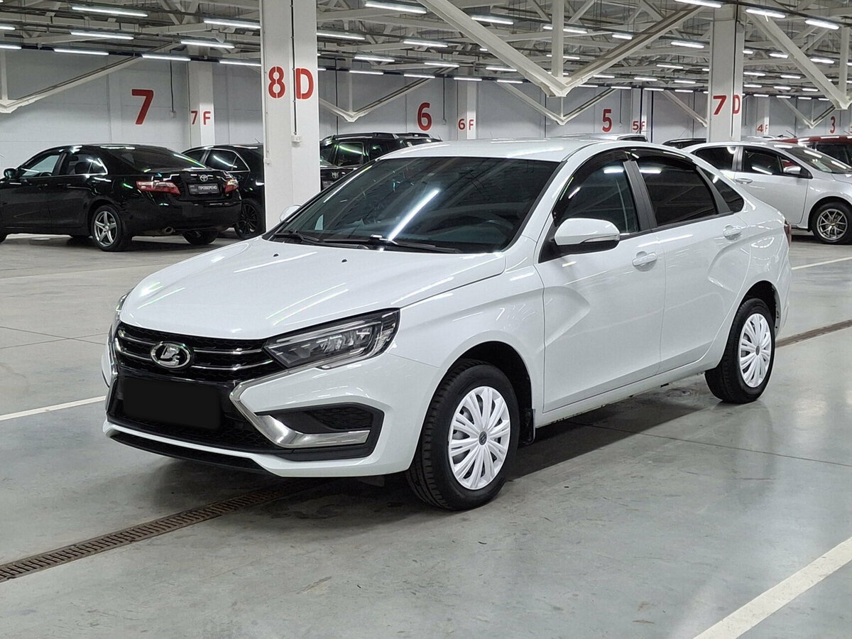 Lada (ВАЗ) Vesta б/у, 2023, Механическая. Посмотреть фото