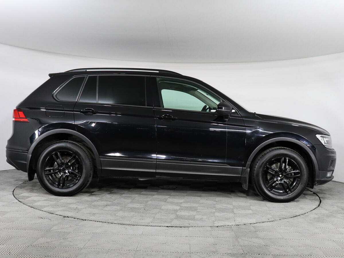Volkswagen Tiguan б/у, 2019, Механическая. Фото: #3