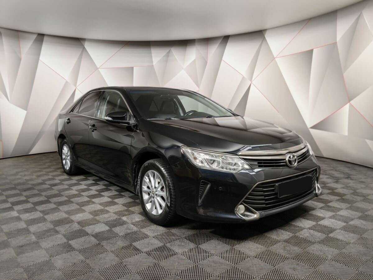 Toyota Camry б/у, 2017, Автоматическая. Фото: #2