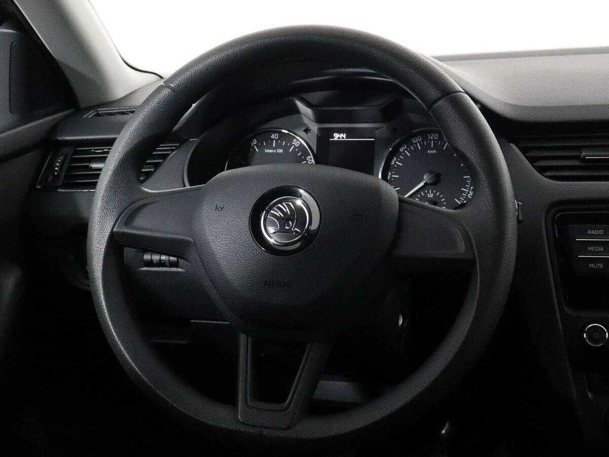 Skoda Octavia б/у, 2015, Механическая. Фото: #11