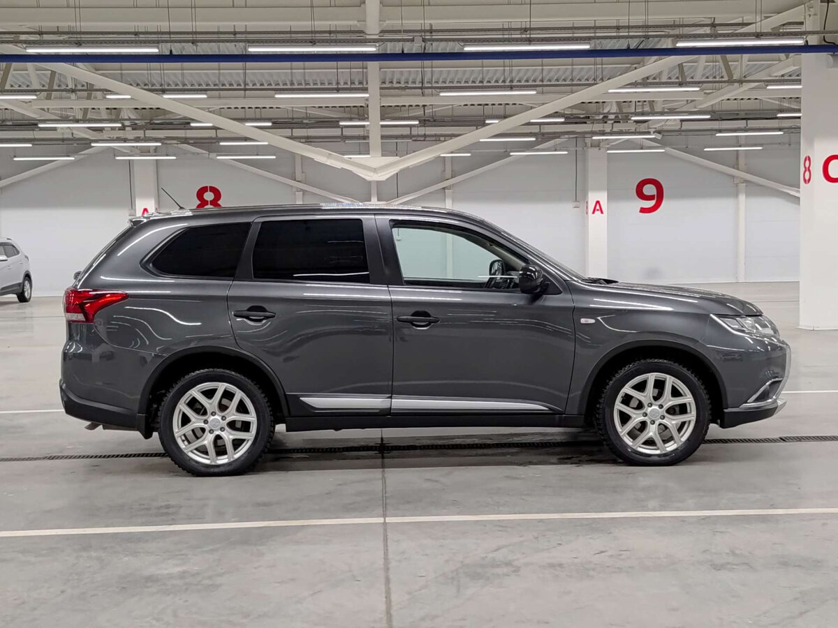 Mitsubishi Outlander б/у, 2016, Вариатор. Фото: #3