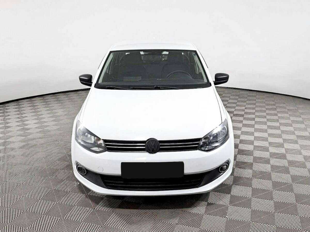 Volkswagen Polo б/у, 2014, Механическая. Фото: #1