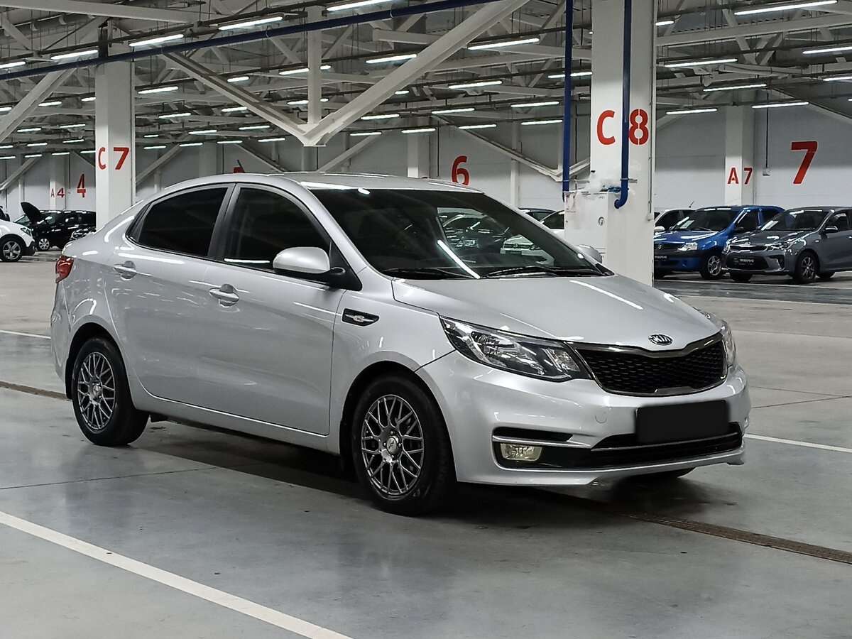 Kia Rio б/у, 2015, Автоматическая. Фото: #2