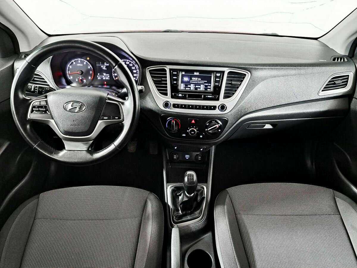 Hyundai Solaris б/у, 2019, Механическая. Фото: #11