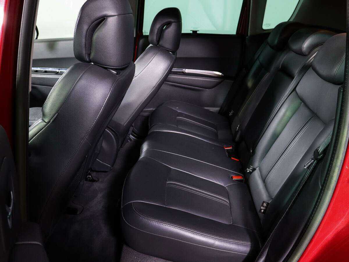 Peugeot 3008 б/у, 2012, Автоматическая. Фото: #7