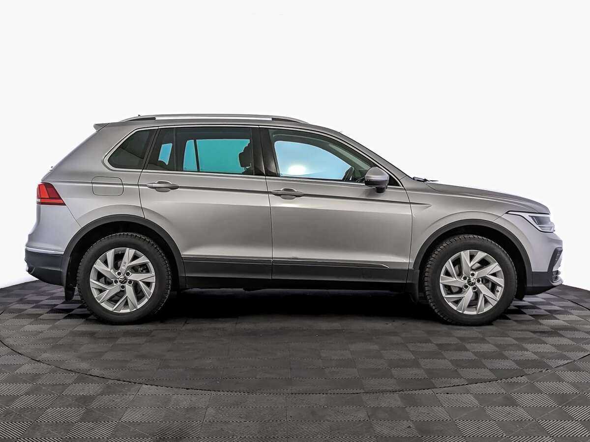 Volkswagen Tiguan б/у, 2021, Роботизированная. Фото: #3