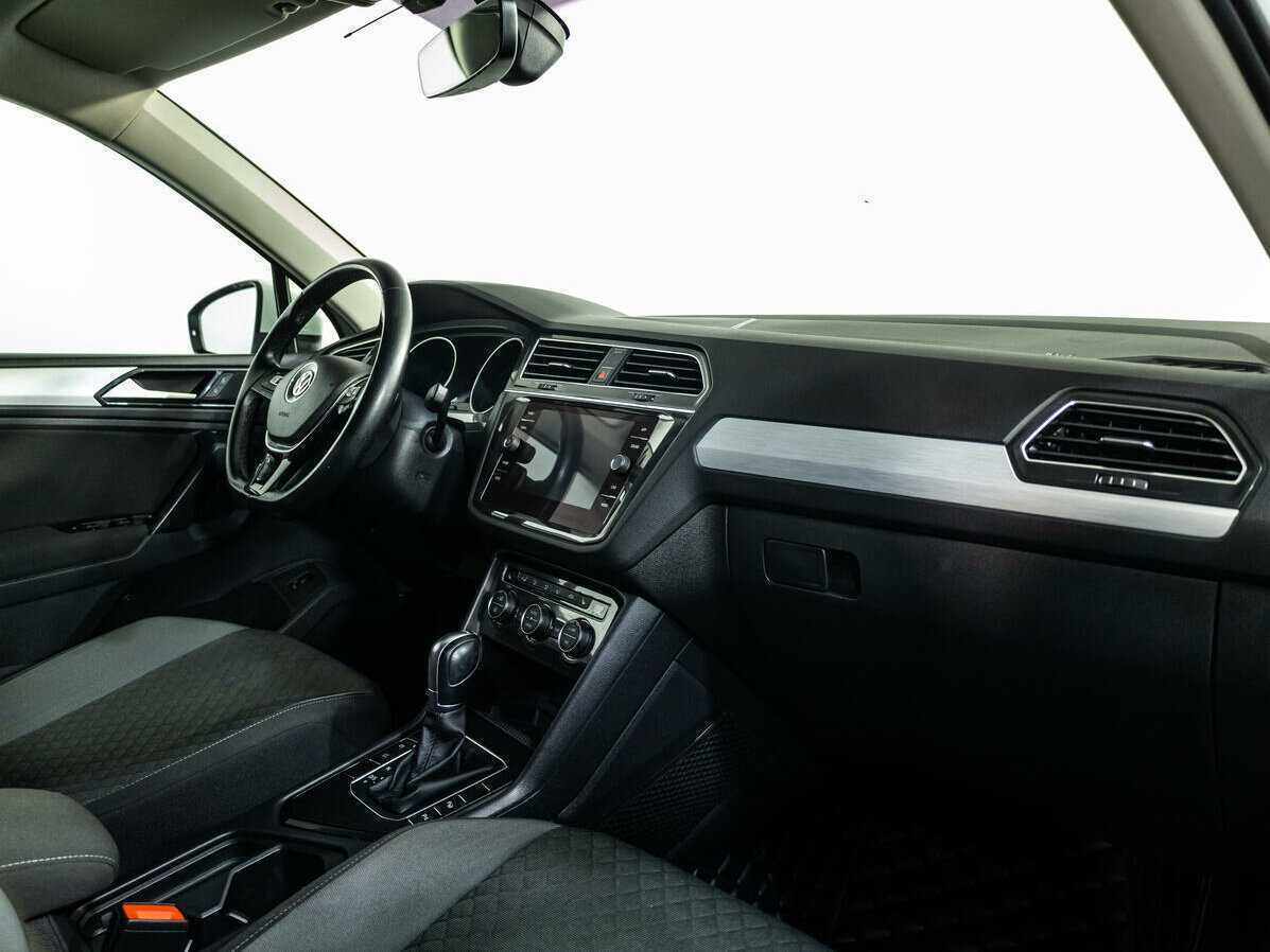 Volkswagen Tiguan б/у, 2018, Роботизированная. Фото: #7