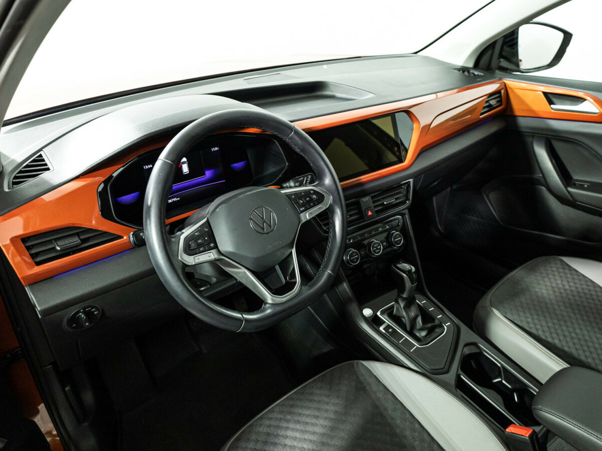 Volkswagen Taos б/у, 2021, Автоматическая. Фото: #9