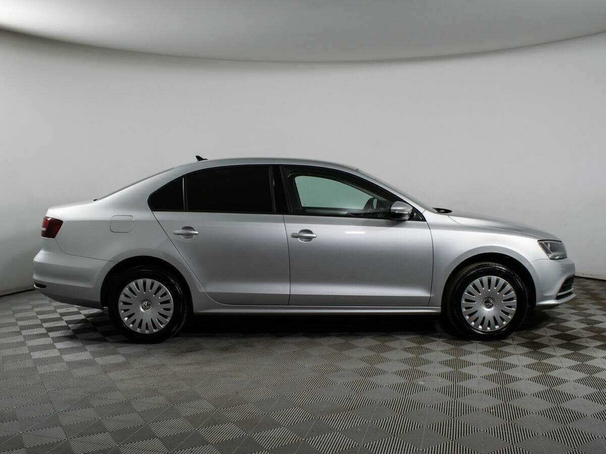Volkswagen Jetta б/у, 2018, Роботизированная. Фото: #3