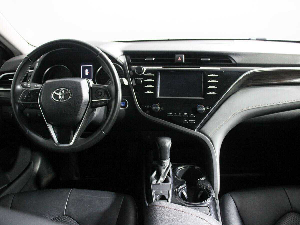 Toyota Camry б/у, 2020, Автоматическая. Фото: #11