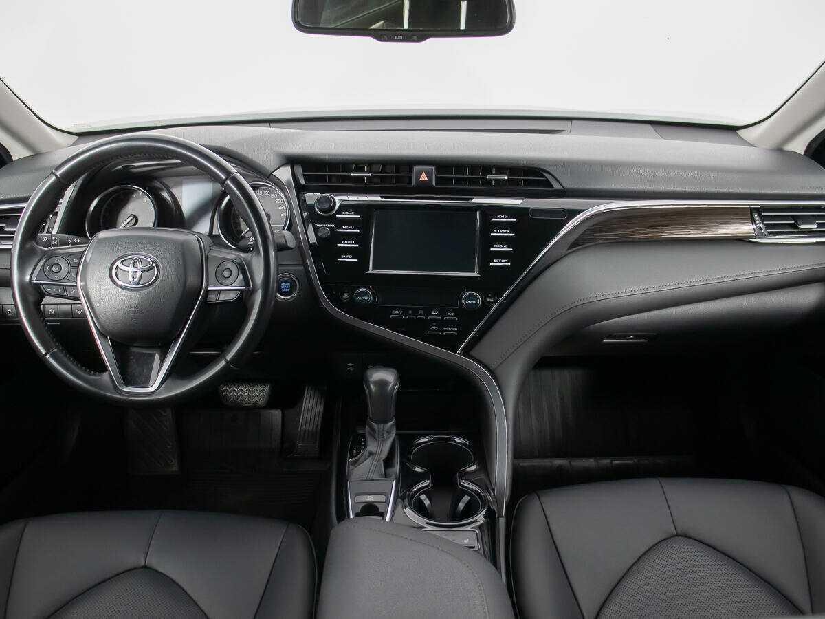 Toyota Camry б/у, 2018, Автоматическая. Фото: #16
