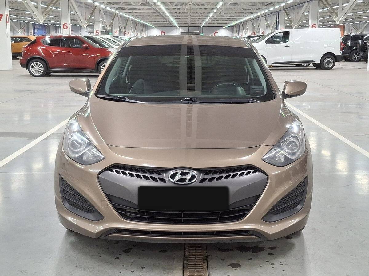 Hyundai i30 б/у, 2013, Механическая. Фото: #1