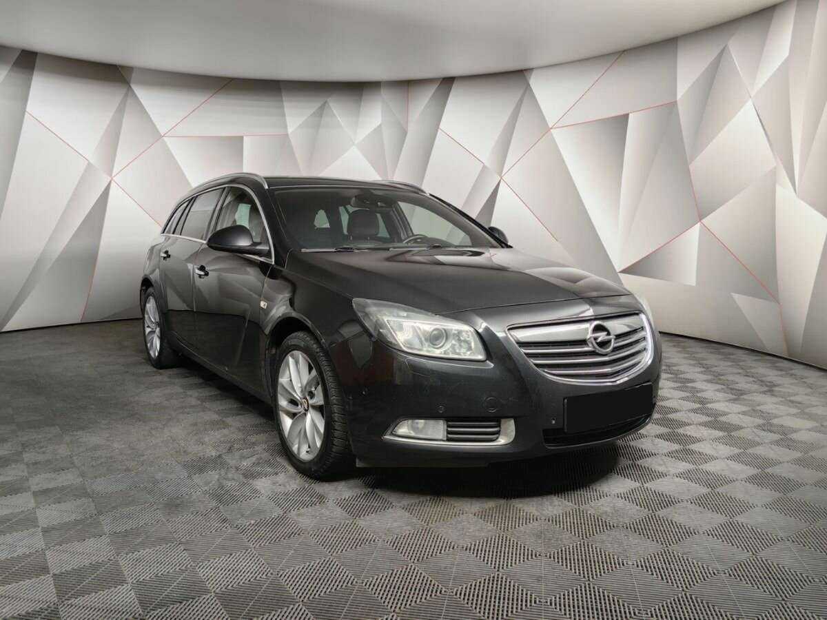 Opel Insignia б/у, 2013, Автоматическая. Фото: #2