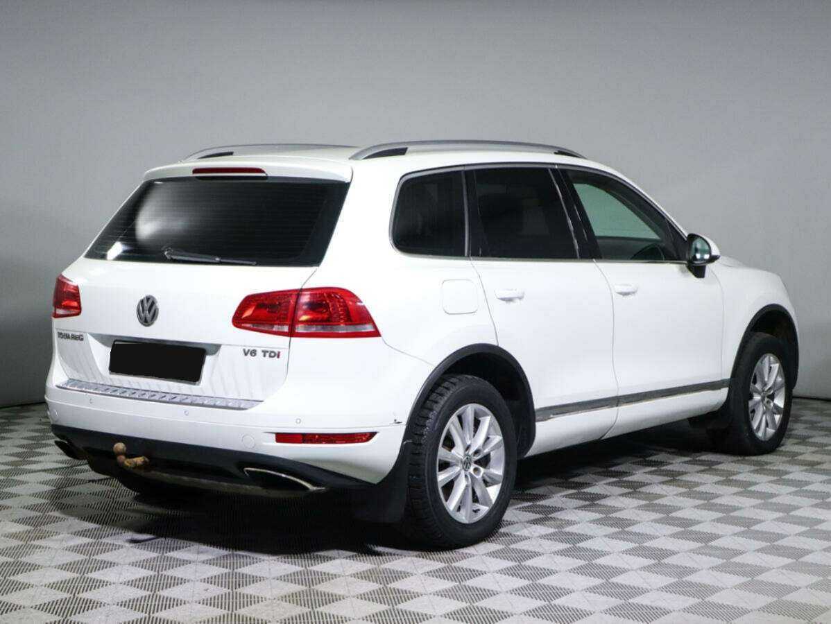 Volkswagen Touareg б/у, 2012, Автоматическая. Фото: #2