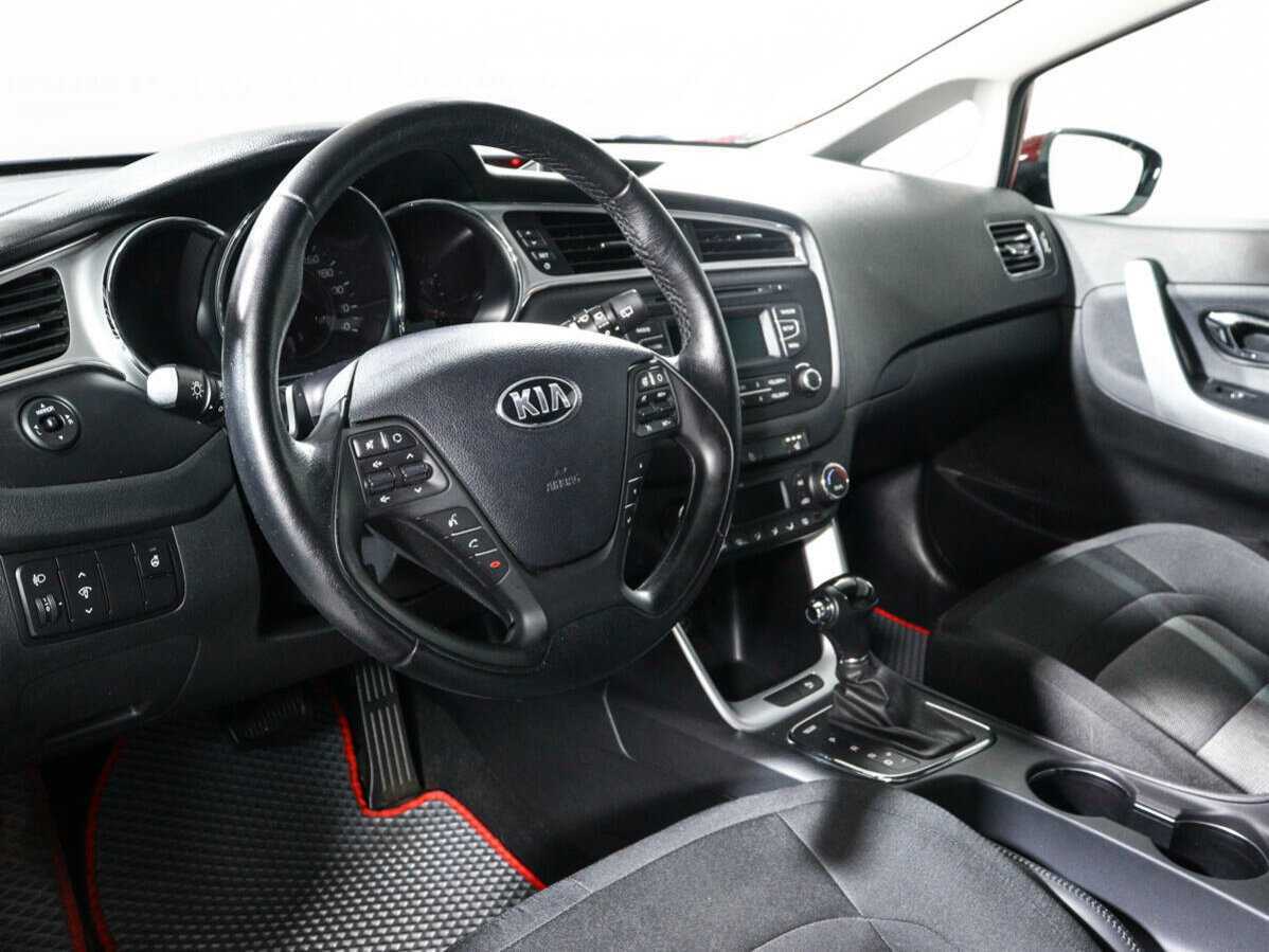 Kia Ceed б/у, 2016, Автоматическая. Фото: #13