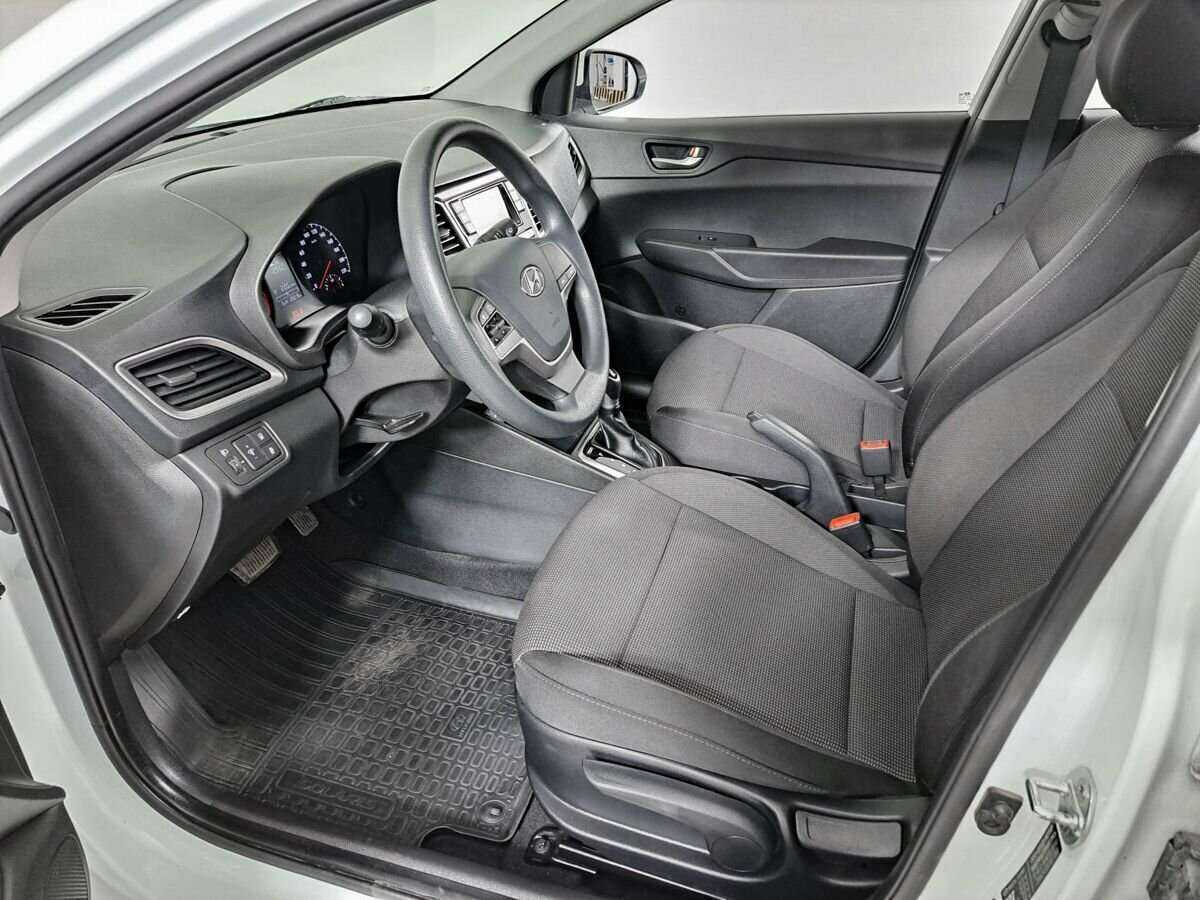 Hyundai Solaris б/у, 2018, Автоматическая. Фото: #14