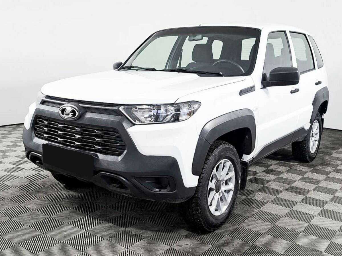 Lada (ВАЗ) Niva б/у, 2021, Механическая. Фото: #0