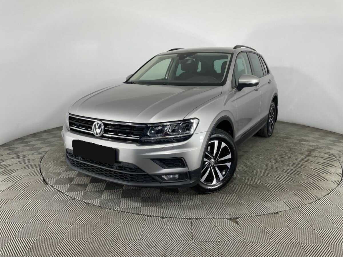 Volkswagen Tiguan б/у, 2019, Роботизированная. Посмотреть фото