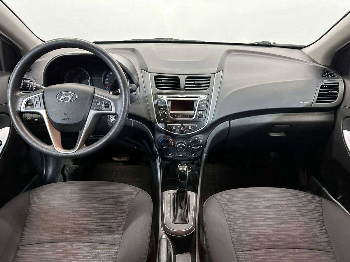 Hyundai Solaris б/у, 2015, Автоматическая. Фото: #9