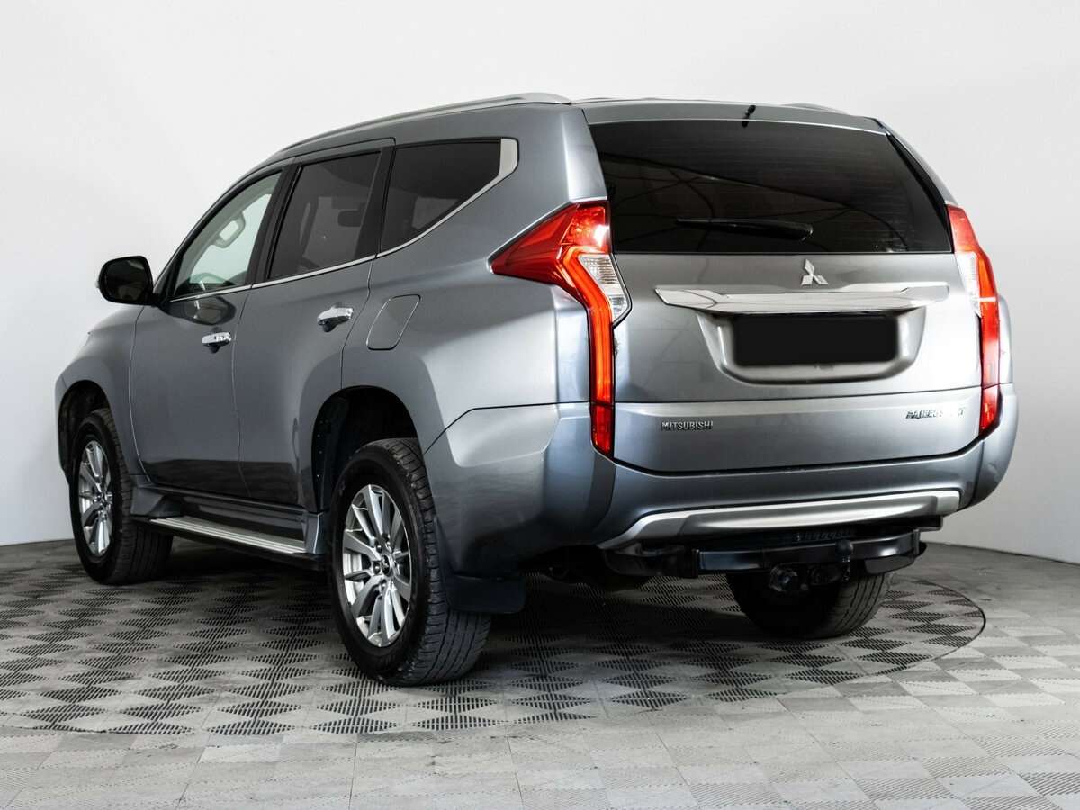 Mitsubishi Pajero Sport б/у, 2017, Автоматическая. Фото: #6