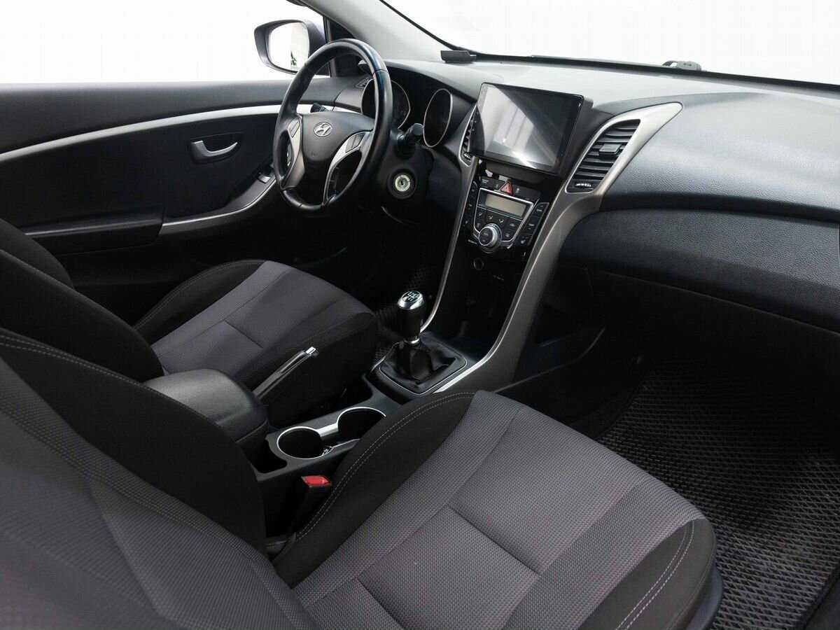 Hyundai i30 б/у, 2013, Механическая. Фото: #11