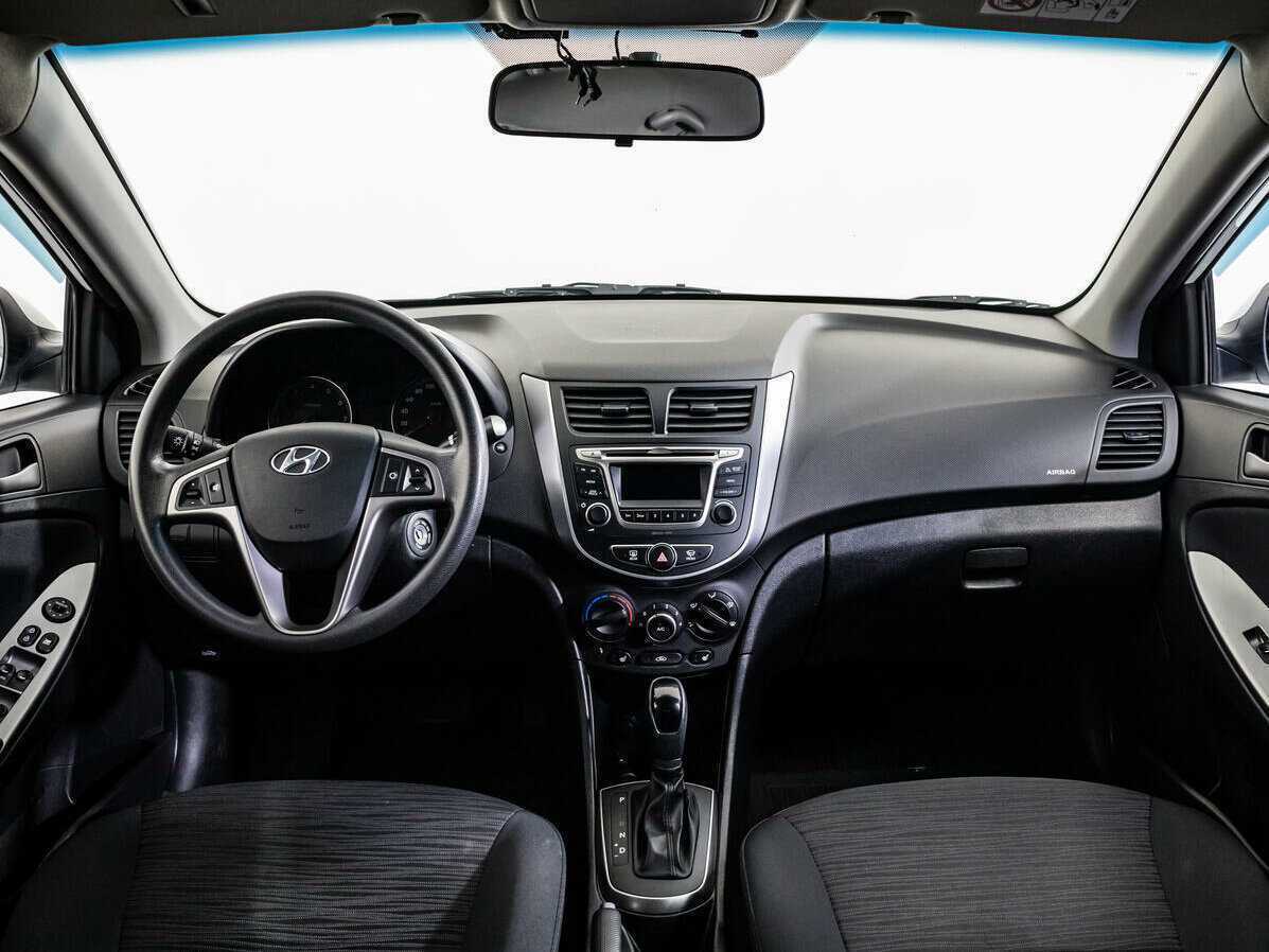 Hyundai Solaris б/у, 2016, Автоматическая. Фото: #12