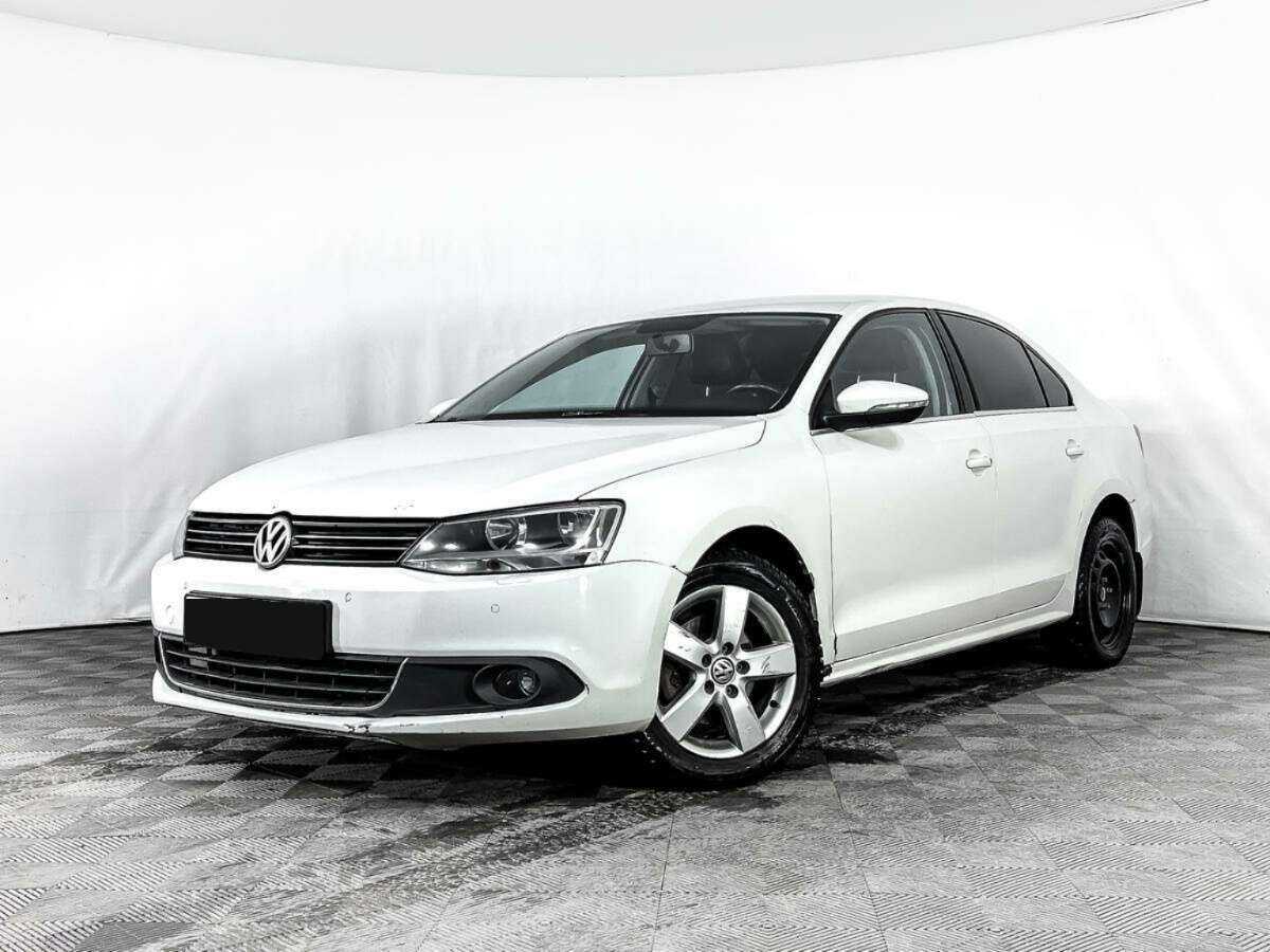 Volkswagen Jetta б/у, 2013, Автоматическая. Посмотреть фото