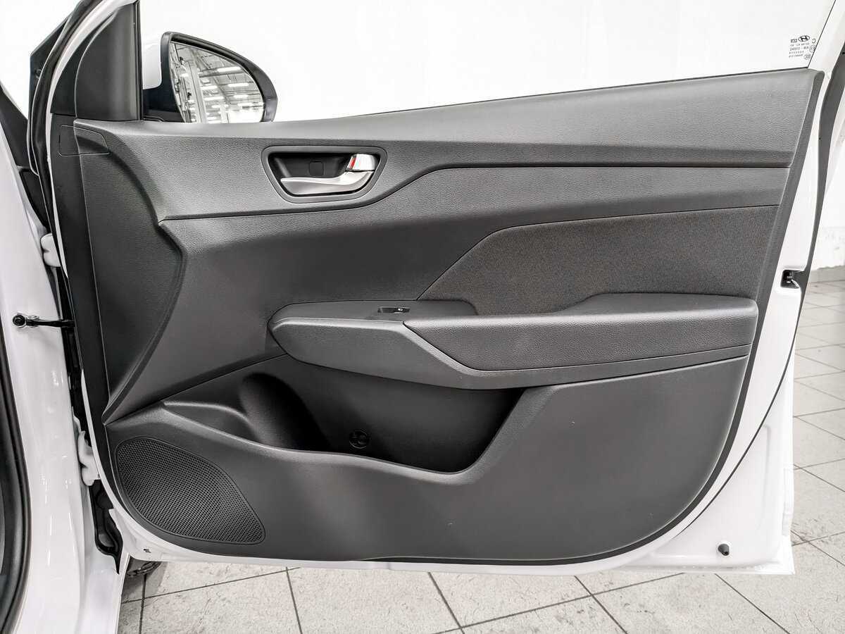 Hyundai Solaris б/у, 2021, Автоматическая. Фото: #21