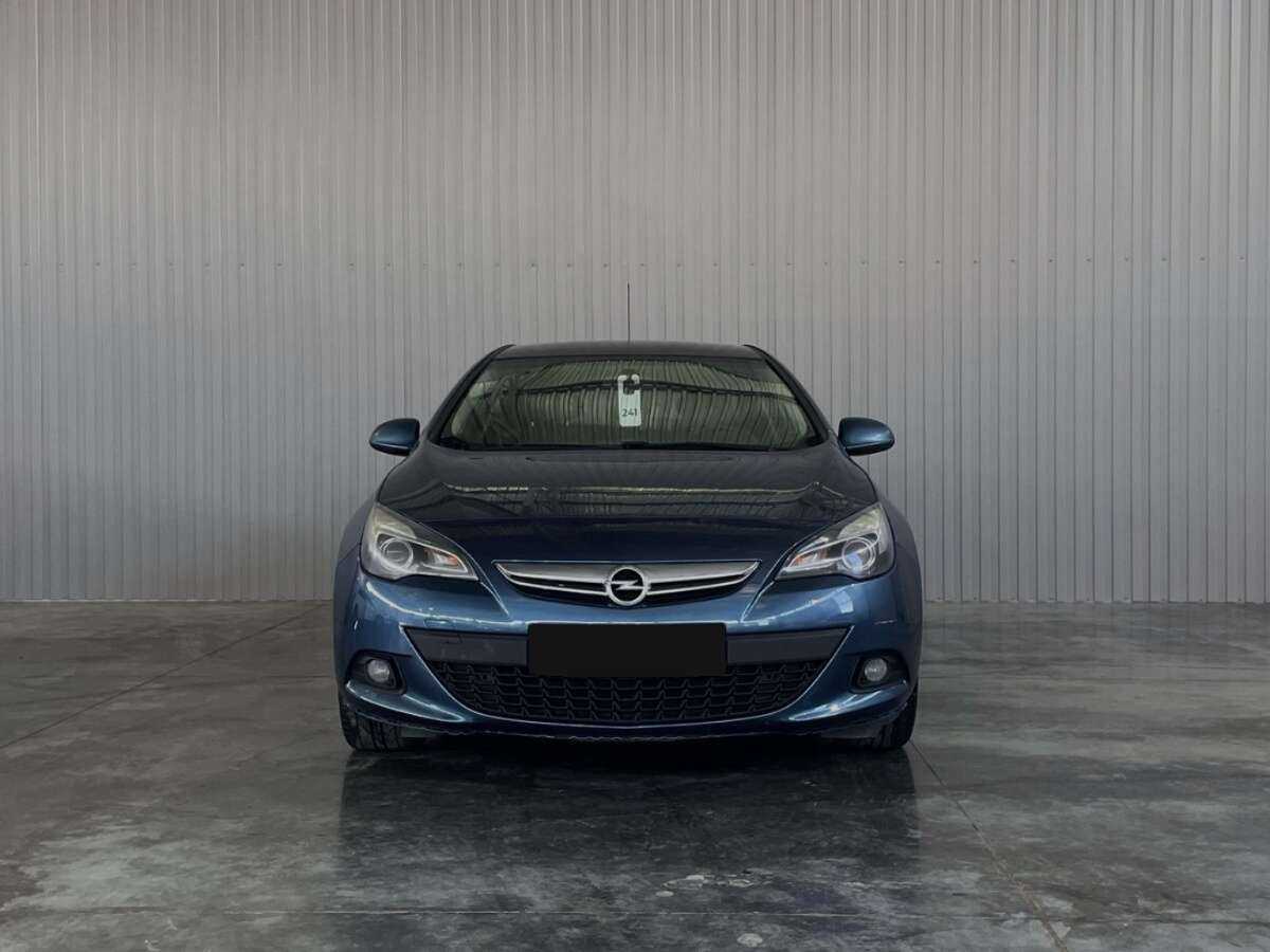 Opel Astra б/у, 2014, Механическая. Фото: #1