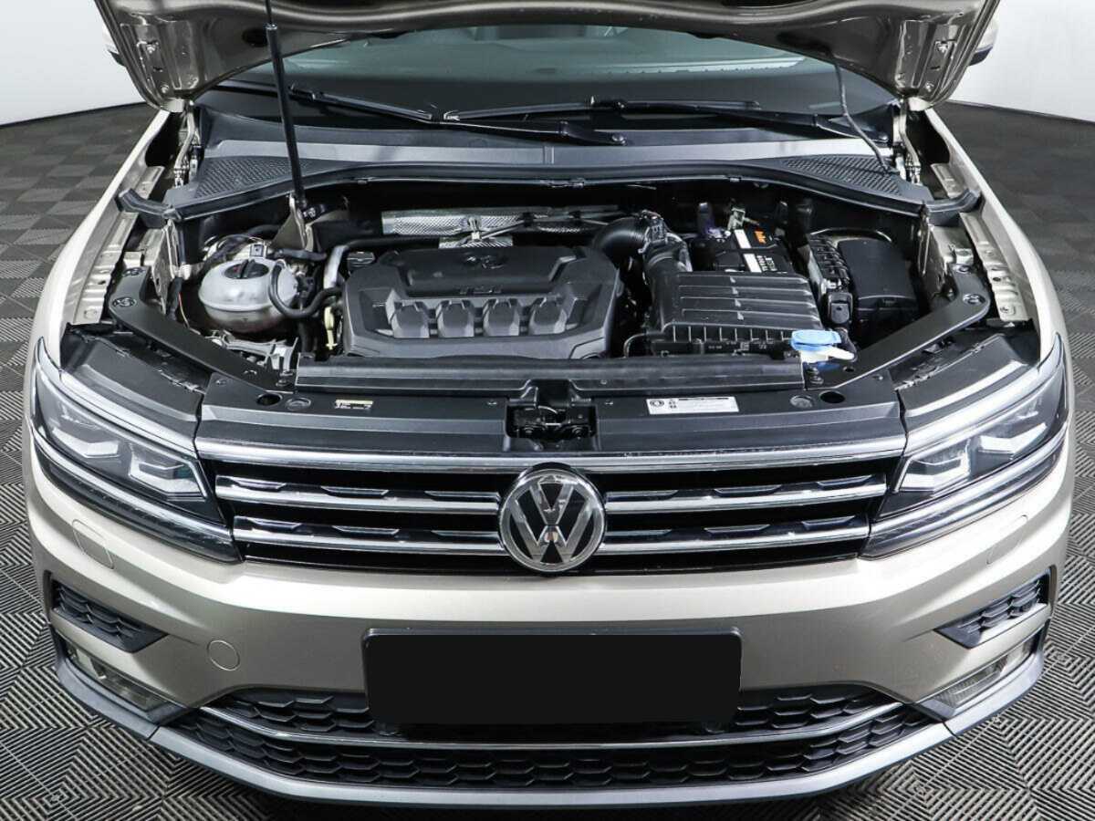 Volkswagen Tiguan б/у, 2017, Роботизированная. Фото: #8