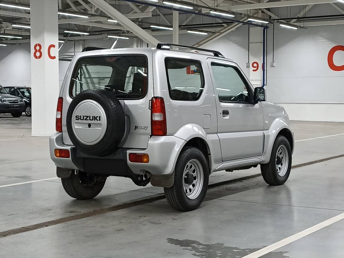 Suzuki Jimny б/у, 2013, Механическая. Фото: #4