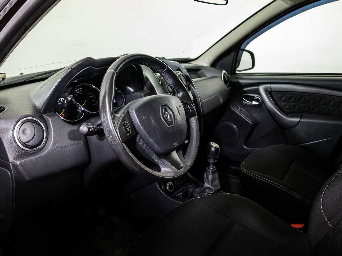 Renault Duster б/у, 2016, Механическая. Фото: #6