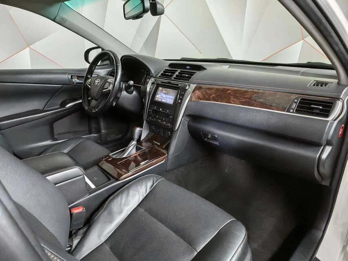 Toyota Camry б/у, 2017, Автоматическая. Фото: #8