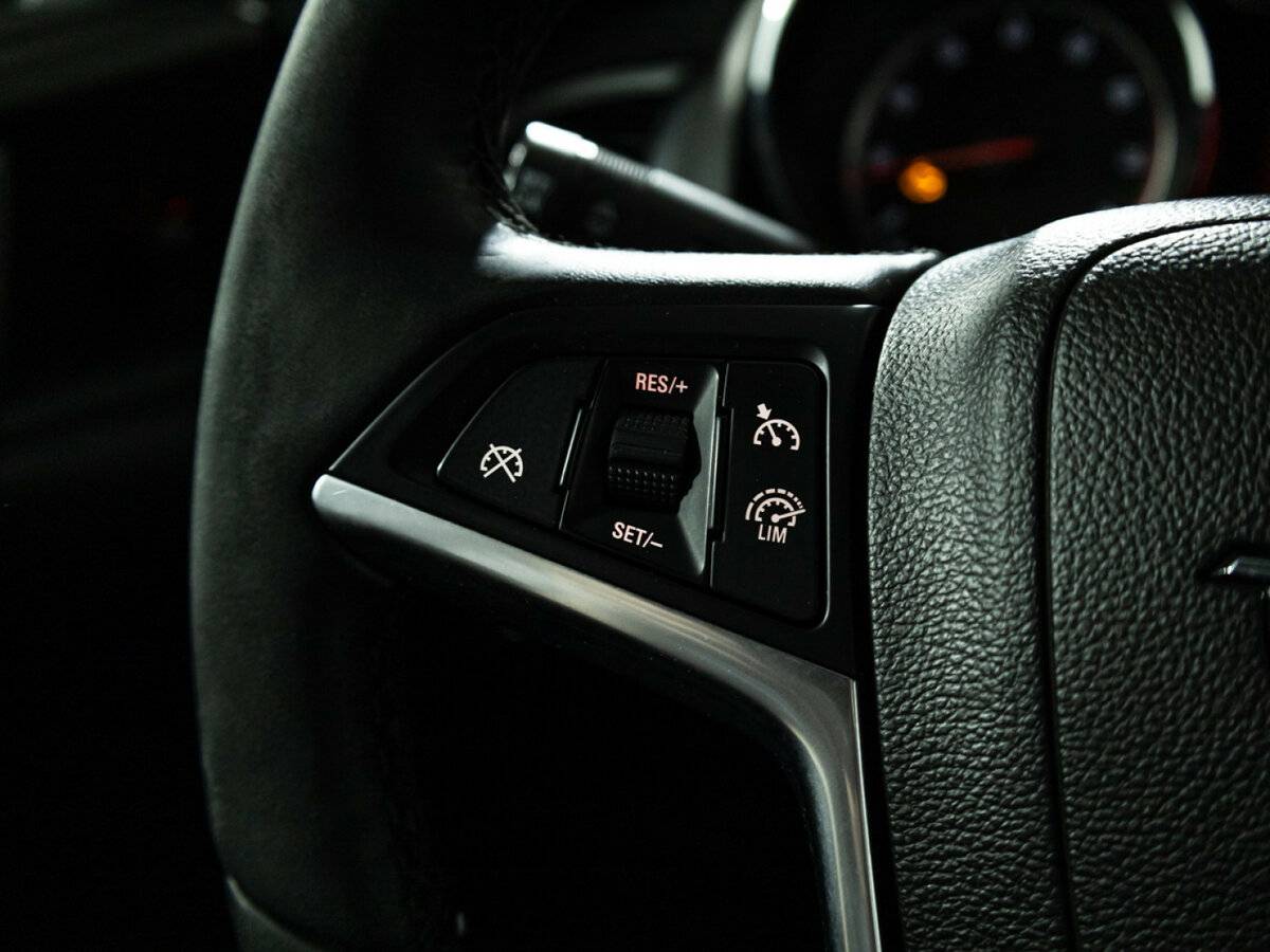 Opel Astra б/у, 2013, Автоматическая. Фото: #14