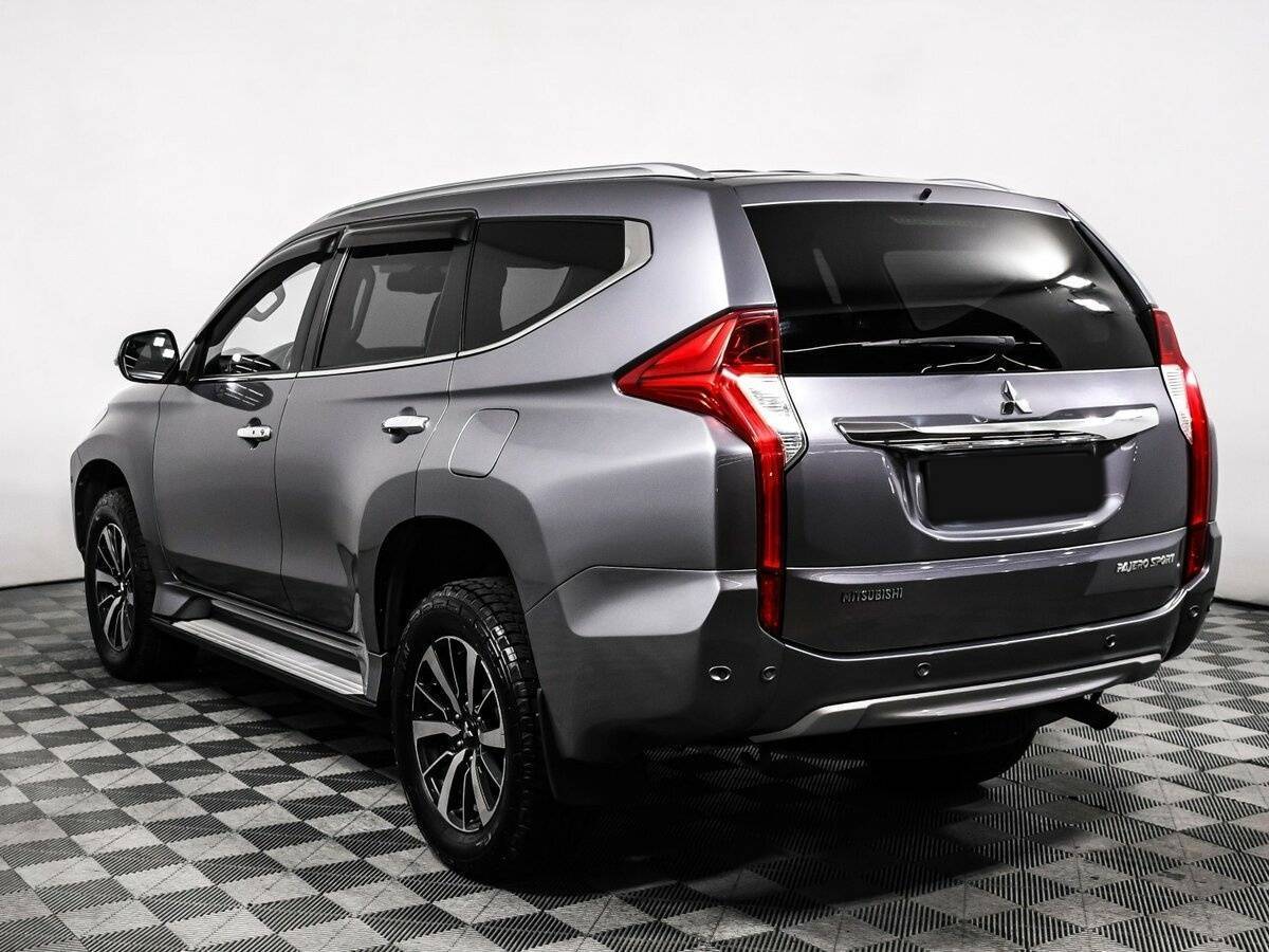 Mitsubishi Pajero Sport б/у, 2017, Автоматическая. Фото: #6