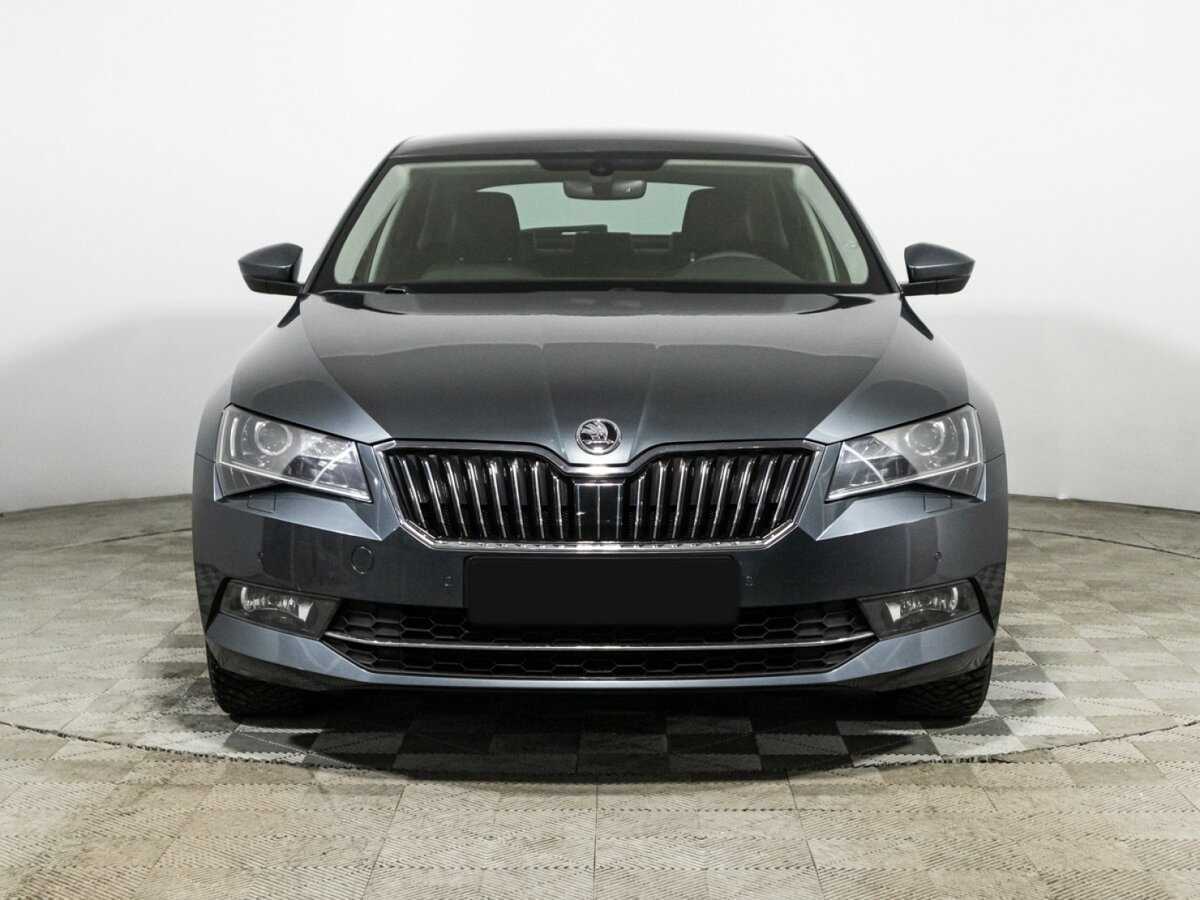 Skoda Superb б/у, 2019, Роботизированная. Фото: #1
