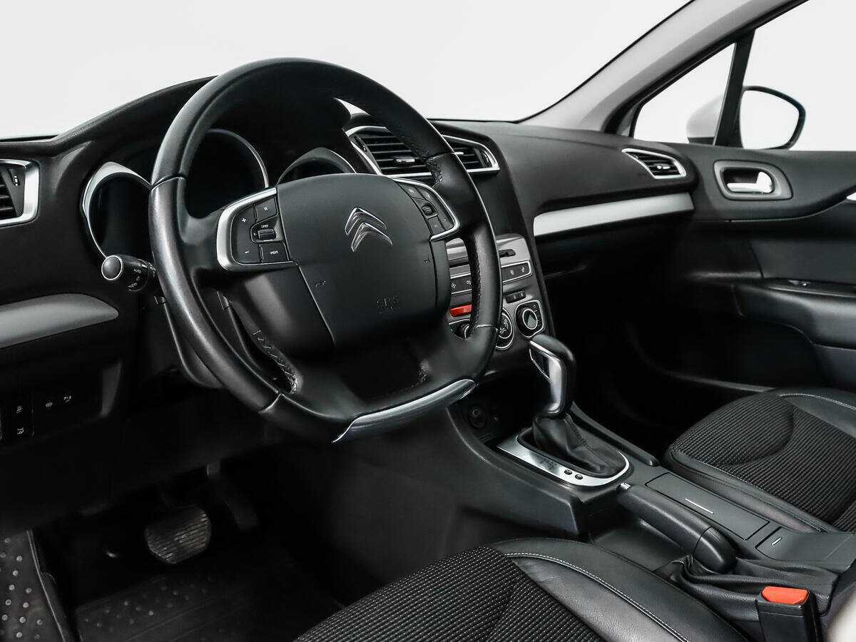 Citroen C4 б/у, 2016, Автоматическая. Фото: #8