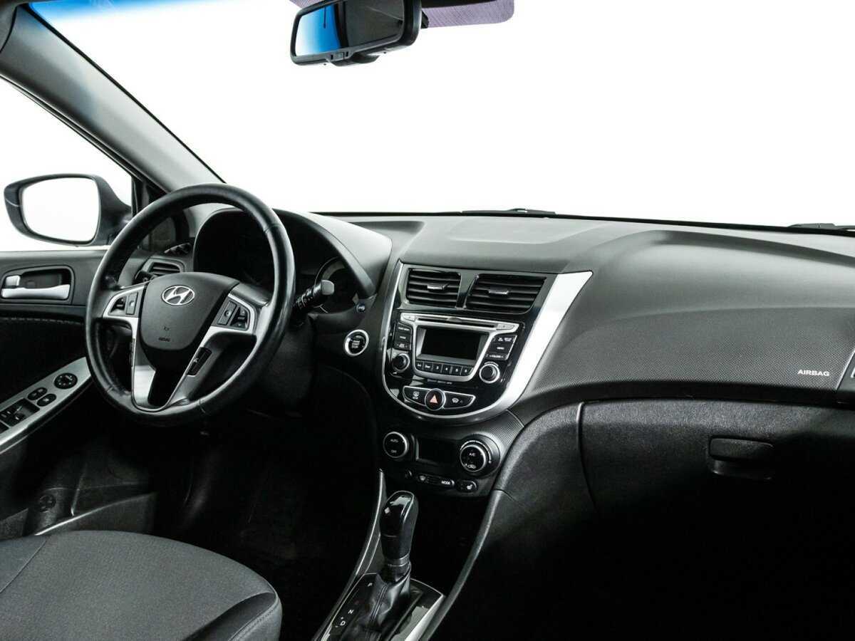 Hyundai Solaris б/у, 2016, Автоматическая. Фото: #7