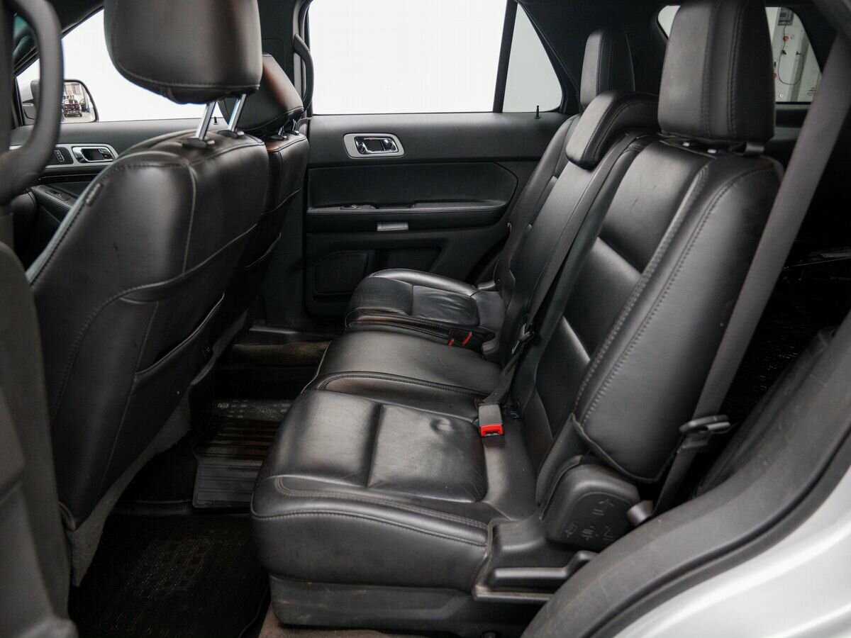 Ford Explorer б/у, 2013, Автоматическая. Фото: #12