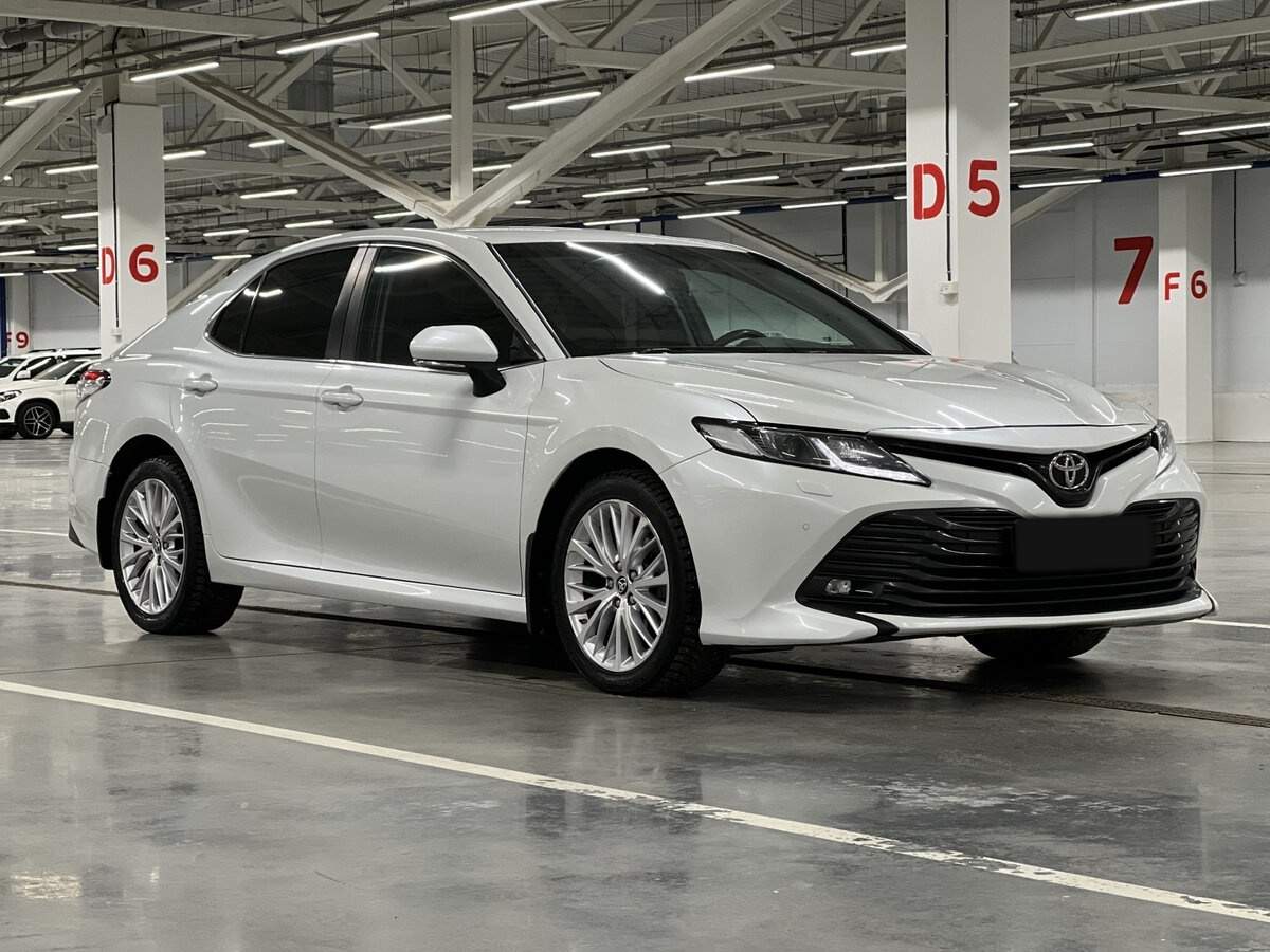 Toyota Camry б/у, 2021, Автоматическая. Фото: #2