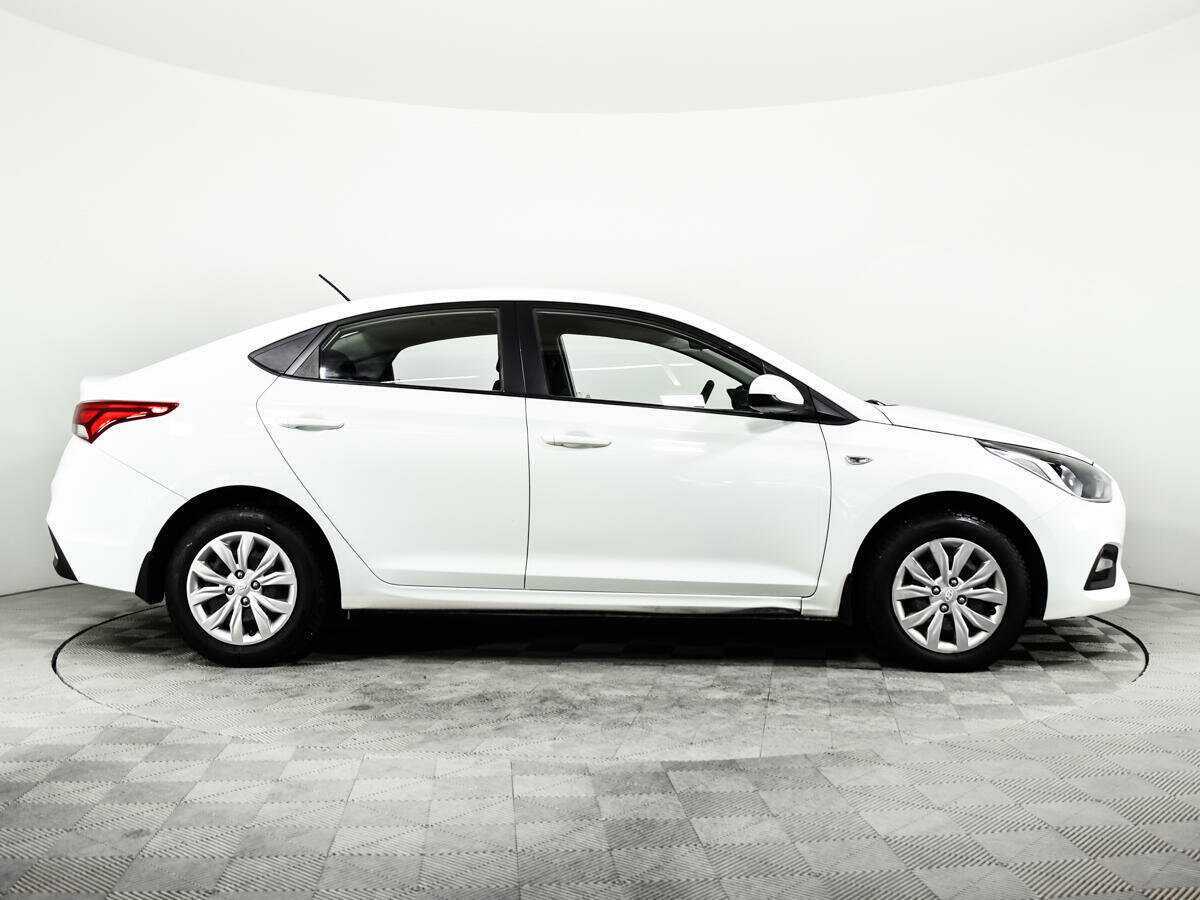 Hyundai Solaris б/у, 2017, Автоматическая. Фото: #3