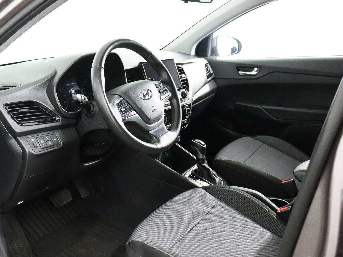 Hyundai Solaris б/у, 2020, Автоматическая. Фото: #7