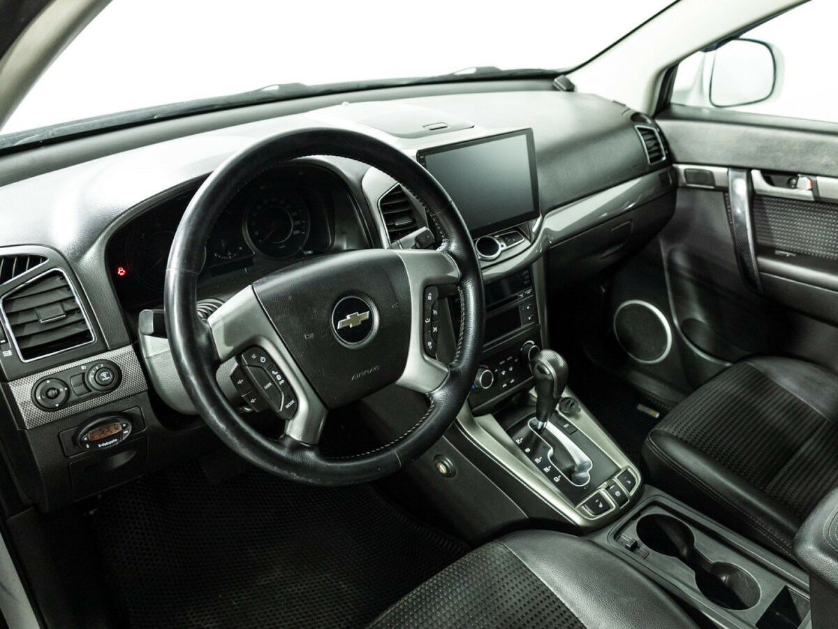 Chevrolet Captiva б/у, 2012, Автоматическая. Фото: #8