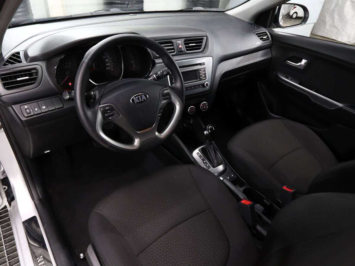 Kia Rio б/у, 2015, Автоматическая. Фото: #6