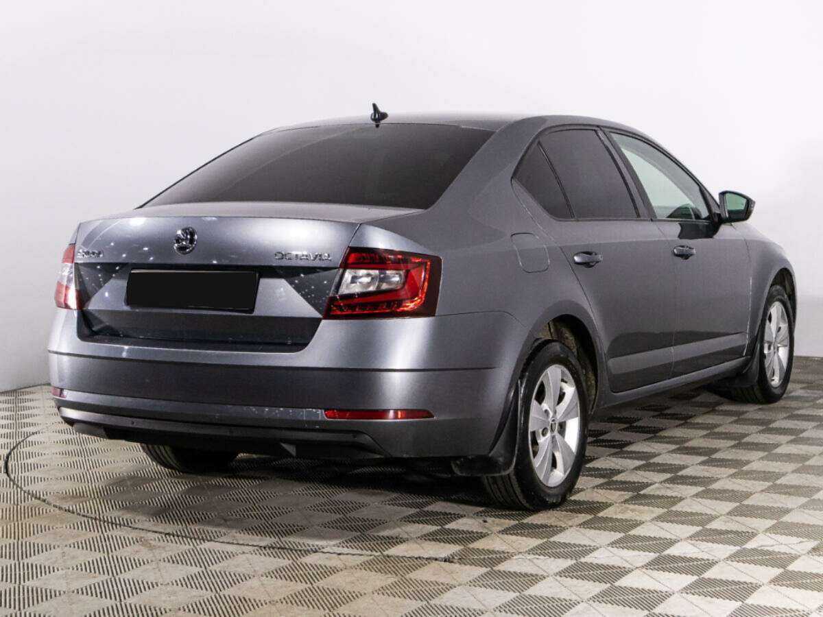 Skoda Octavia б/у, 2018, Механическая. Фото: #4