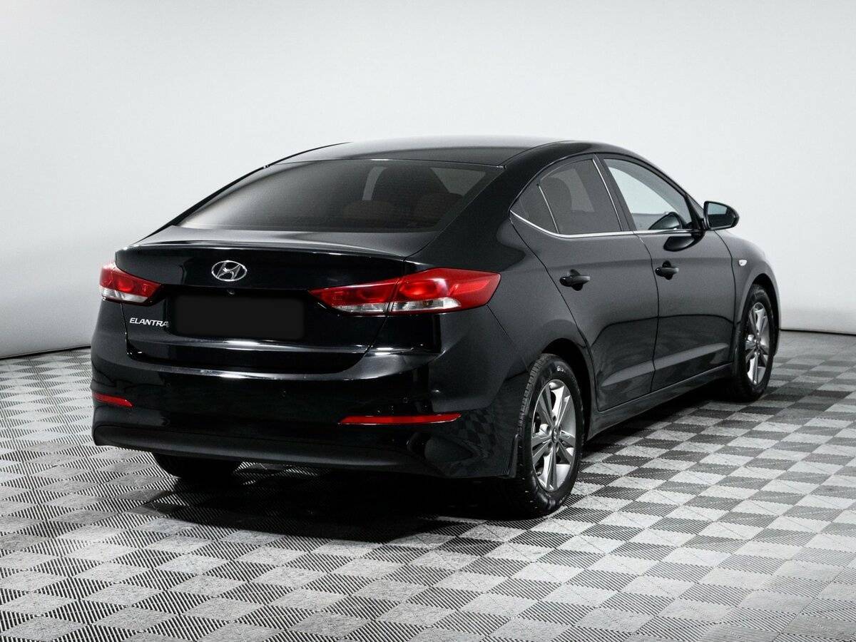 Hyundai Elantra б/у, 2016, Автоматическая. Фото: #3