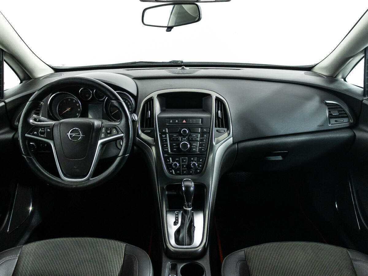 Opel Astra б/у, 2012, Автоматическая. Фото: #12