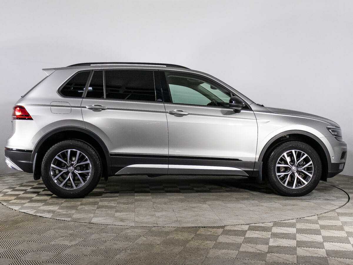 Volkswagen Tiguan б/у, 2020, Роботизированная. Фото: #3