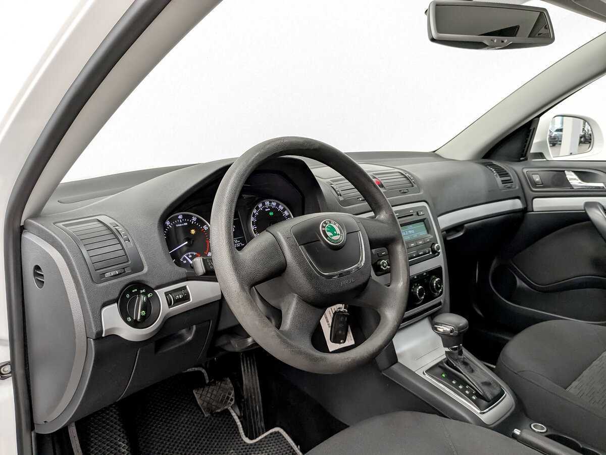 Skoda Octavia б/у, 2013, Автоматическая. Фото: #15