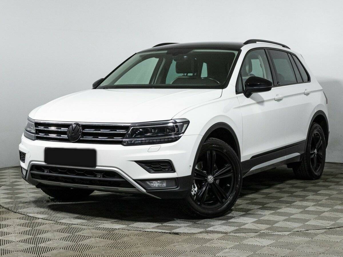 Volkswagen Tiguan б/у, 2018, Роботизированная. Посмотреть фото